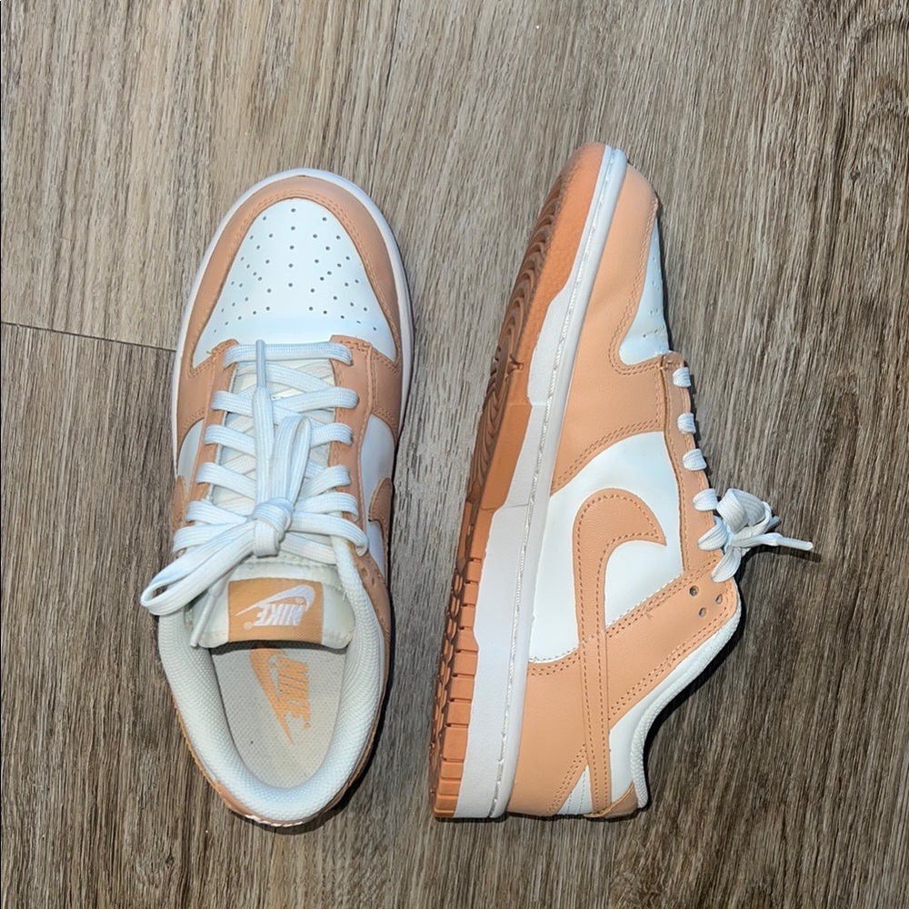 Size 7.5 women’s Nike tan and White Dunks